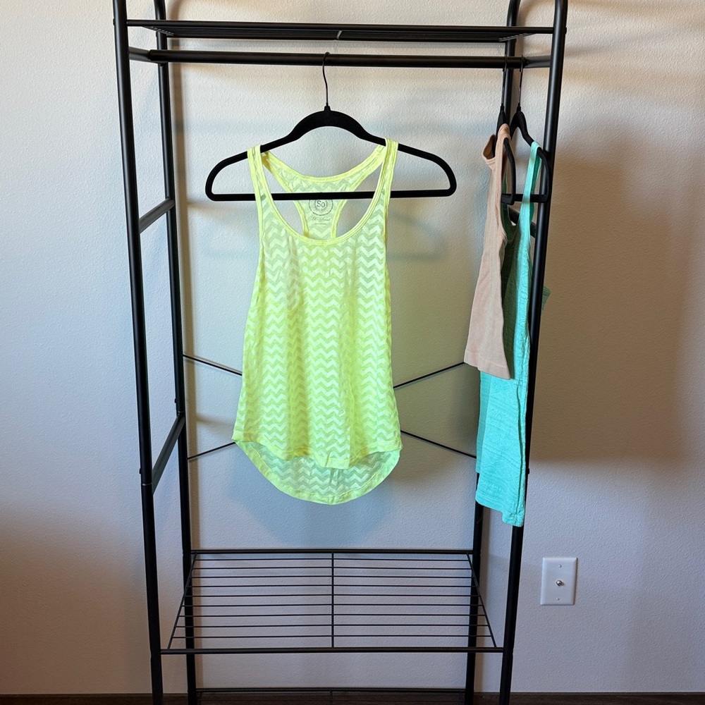 XS/S TankTop Lot - Picture 2 of 6